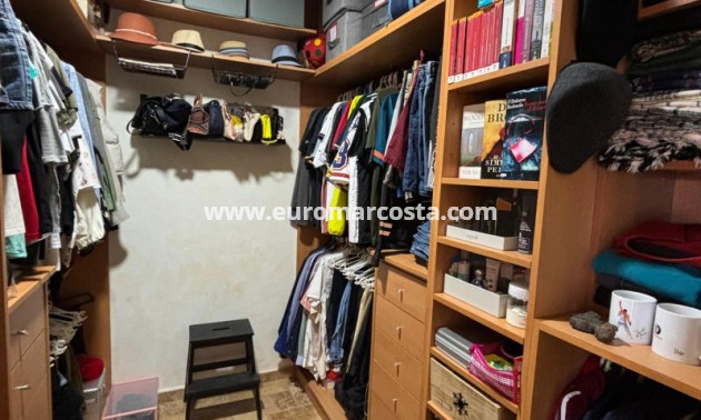 Sale - Villa - Redován