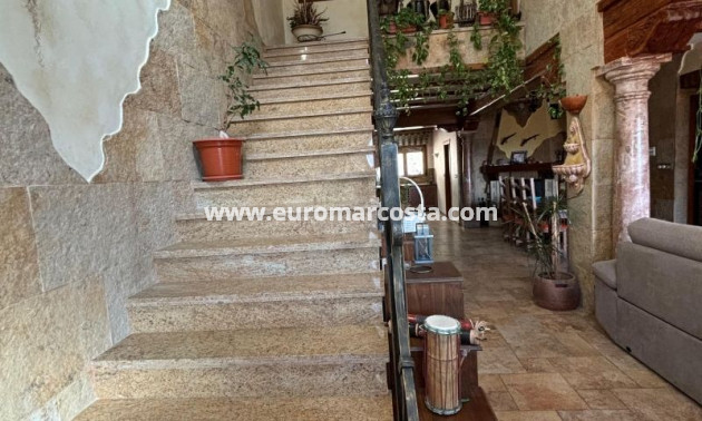 Sale - Villa - Redován