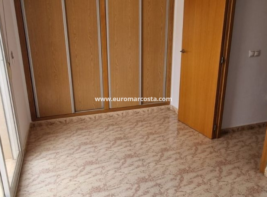 Objekte zum Wiederverkauf - Stadthaus - Orihuela Costa