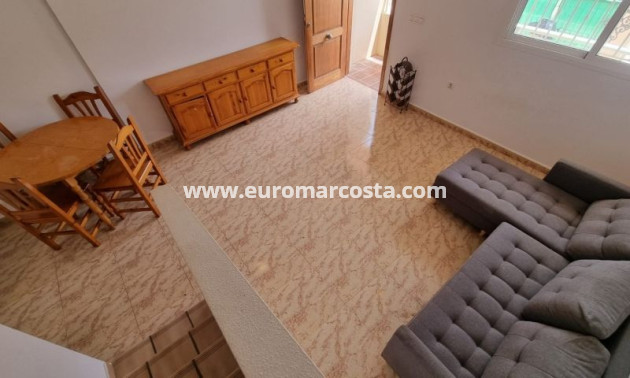 Objekte zum Wiederverkauf - Stadthaus - Orihuela Costa