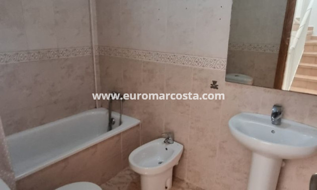 Objekte zum Wiederverkauf - Stadthaus - Orihuela Costa