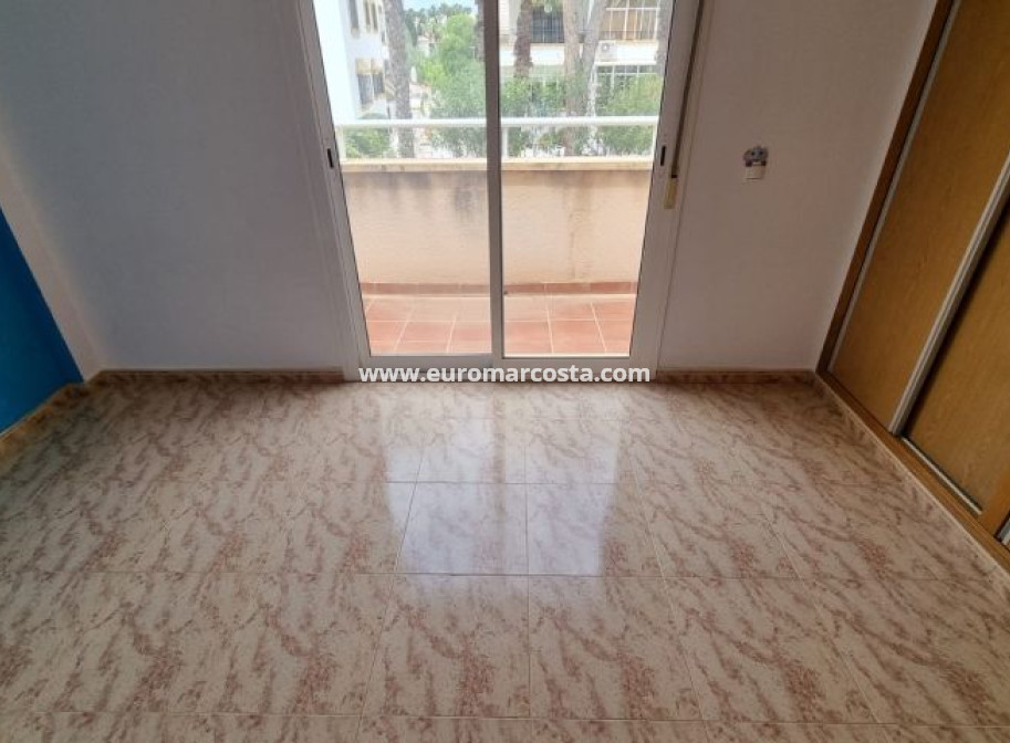 Objekte zum Wiederverkauf - Stadthaus - Orihuela Costa