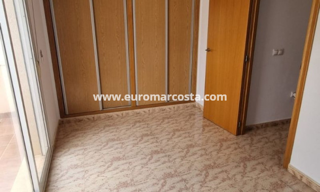 Objekte zum Wiederverkauf - Stadthaus - Orihuela Costa