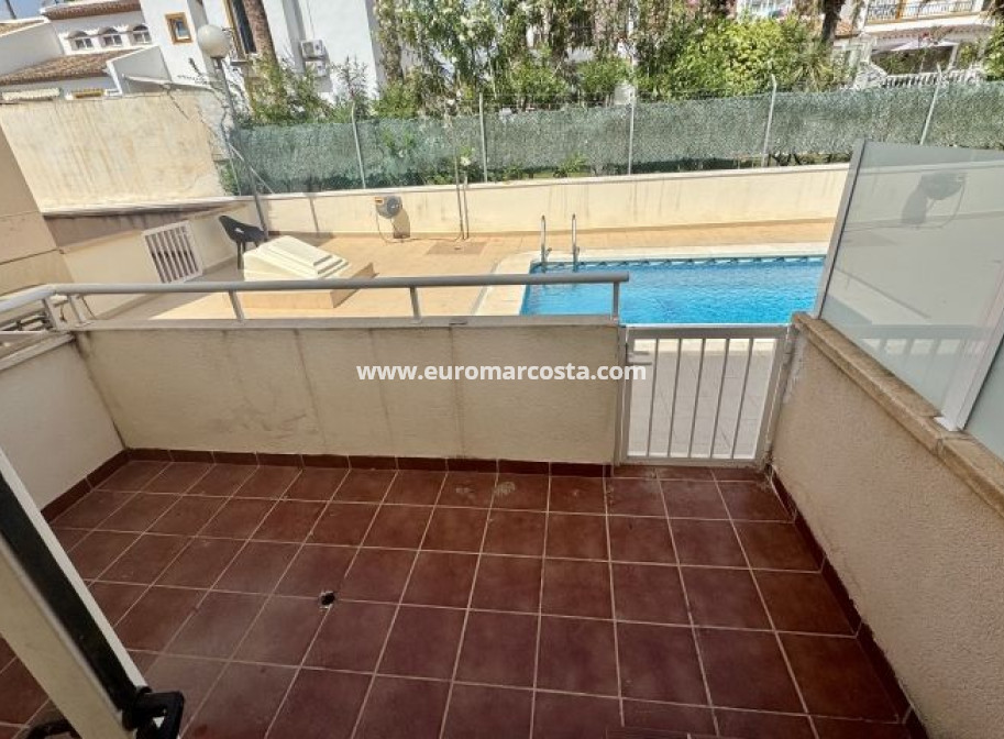 Objekte zum Wiederverkauf - Stadthaus - Orihuela Costa