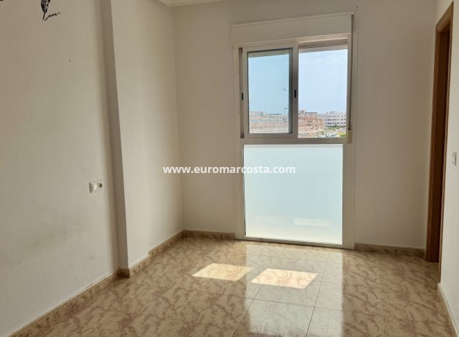 Objekte zum Wiederverkauf - Stadthaus - Orihuela Costa