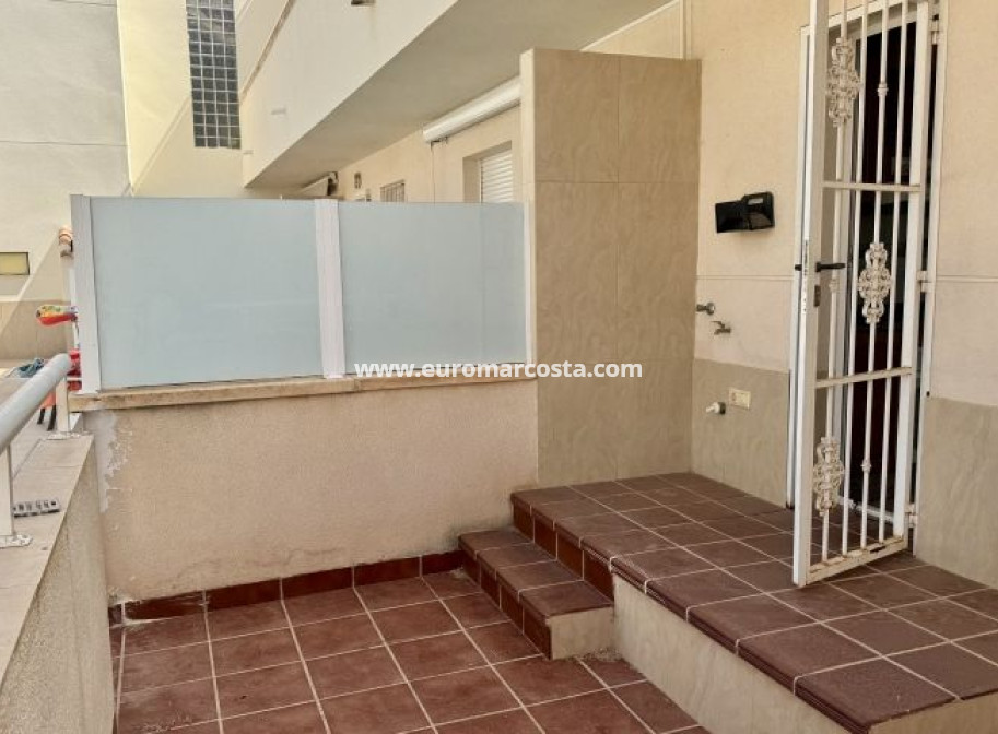 Objekte zum Wiederverkauf - Stadthaus - Orihuela Costa