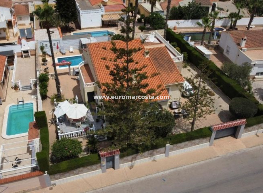 Venta - Villa - Torrevieja - TORREVIEJA