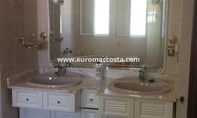 Venta - Villa - Torrevieja - TORREVIEJA