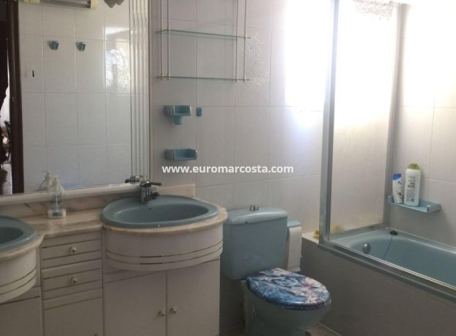 Venta - Villa - Torrevieja - TORREVIEJA