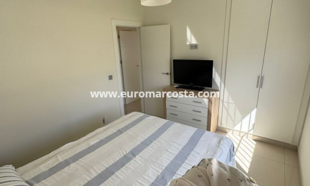 Sale - Villa - Torrevieja - TORREVIEJA