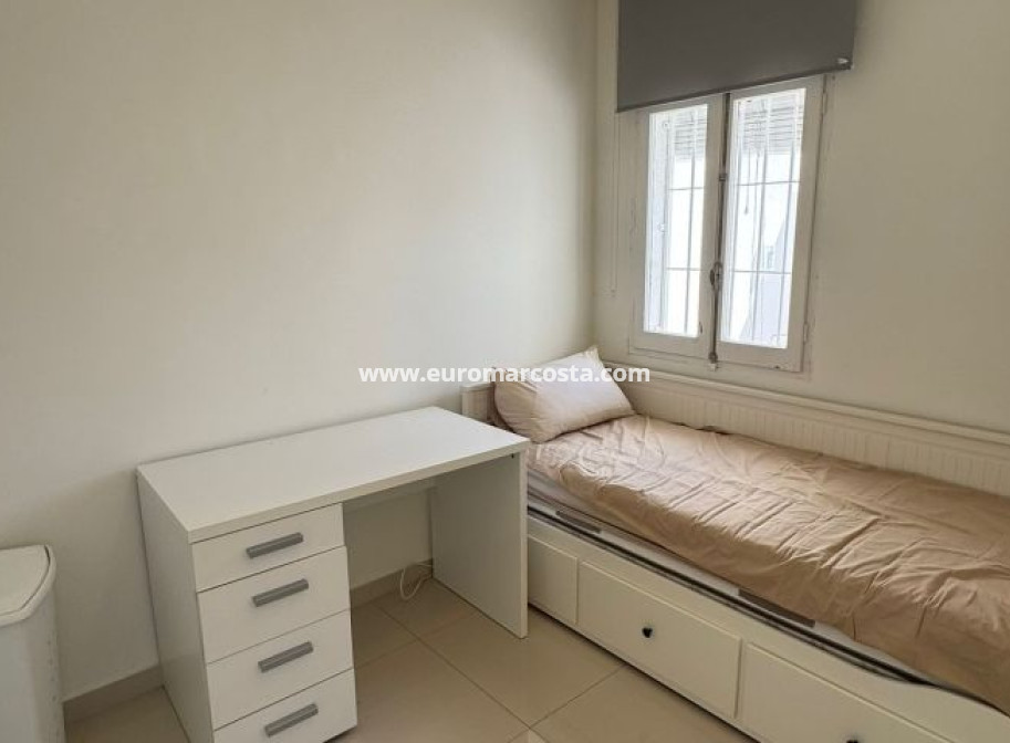 Sale - Villa - Torrevieja - TORREVIEJA