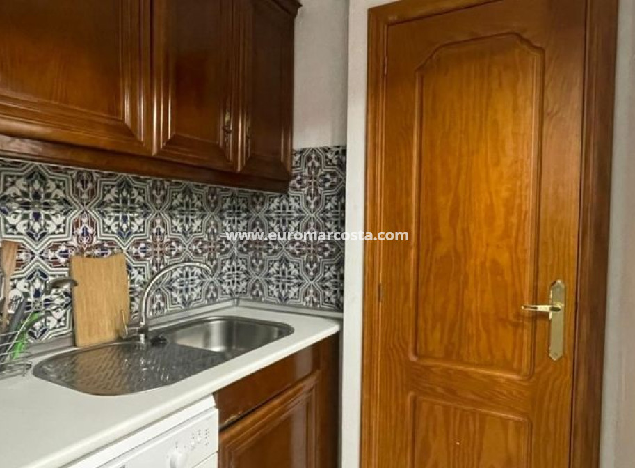 Sale - Apartment / flat - Torrevieja - TORREVIEJA