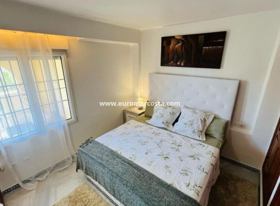 Sale - Apartment / flat - Torrevieja - TORREVIEJA
