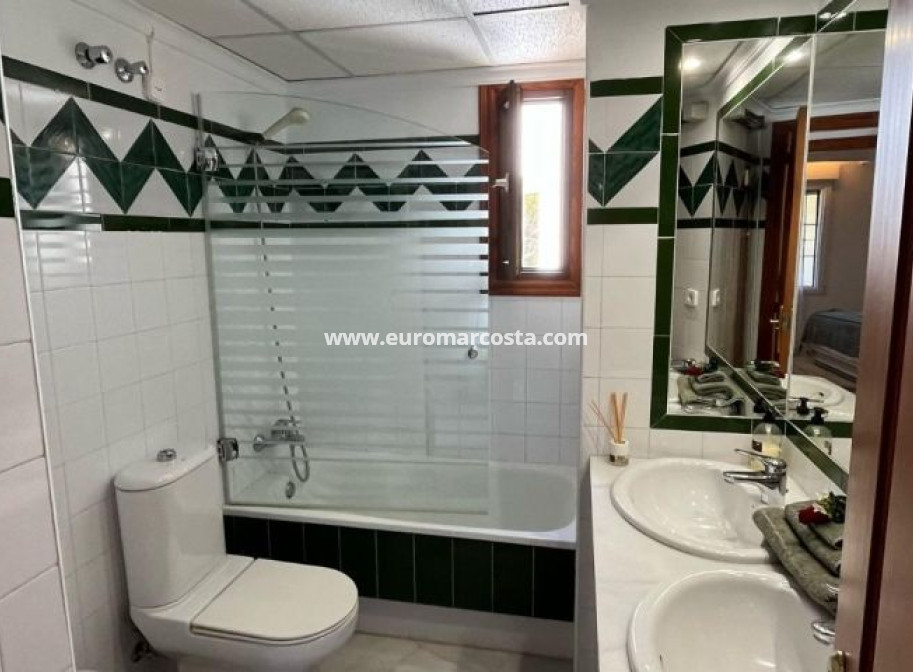 Sale - Apartment / flat - Torrevieja - TORREVIEJA