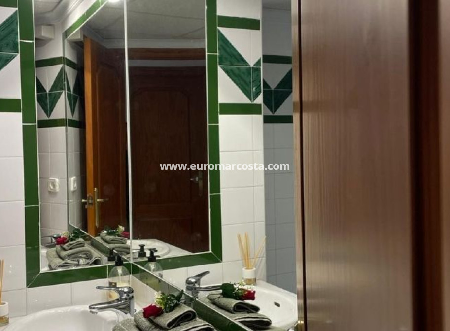 Sale - Apartment / flat - Torrevieja - TORREVIEJA