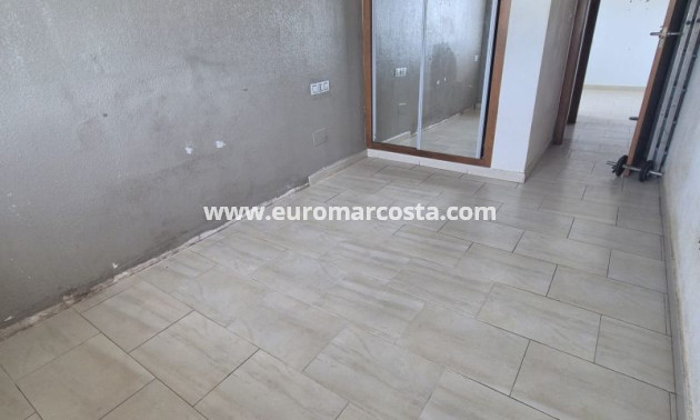 Objekte zum Wiederverkauf - Wohnung - Torrevieja - TORREVIEJA