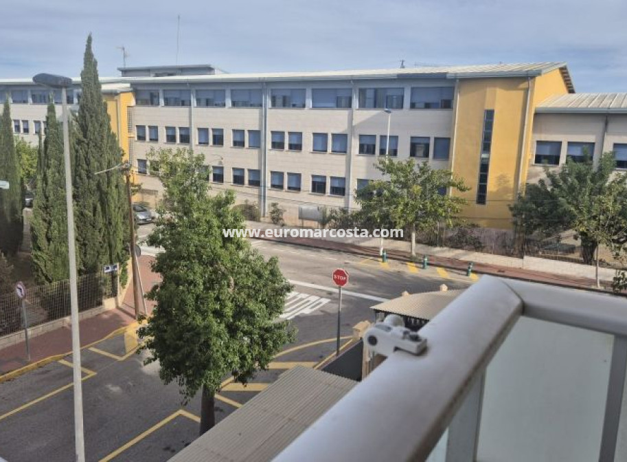 Objekte zum Wiederverkauf - Wohnung - Torrevieja - TORREVIEJA