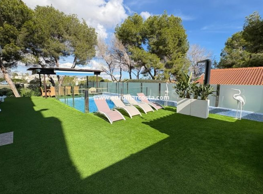 Venta - Villa - Orihuela Costa