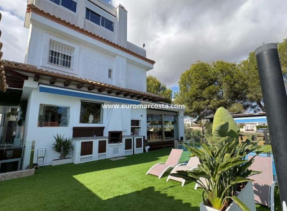 Venta - Villa - Orihuela Costa