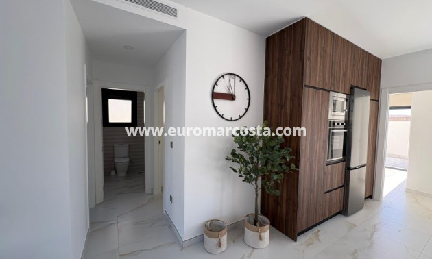 Sale - Villa - Pinar de Campoverde