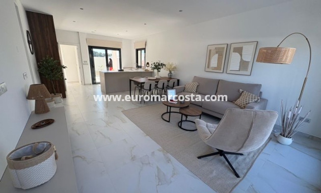 Sale - Villa - Pinar de Campoverde