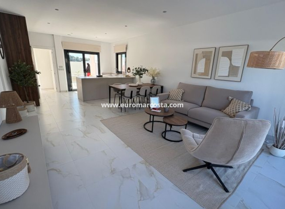 Sale - Villa - Pinar de Campoverde