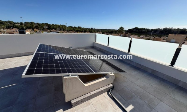 Sale - Villa - Pinar de Campoverde