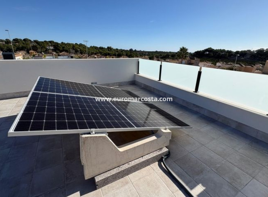 Sale - Villa - Pinar de Campoverde