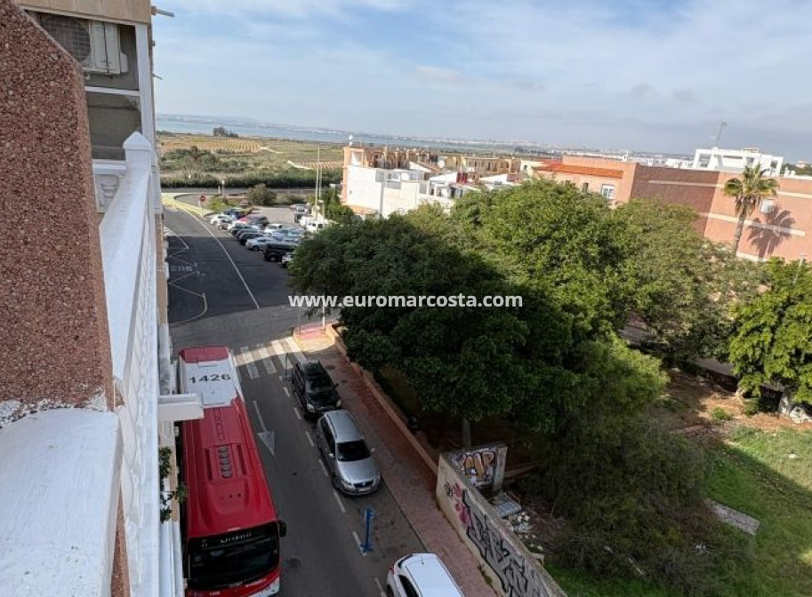 Venta - Apartamento / piso - Torrevieja - TORREVIEJA