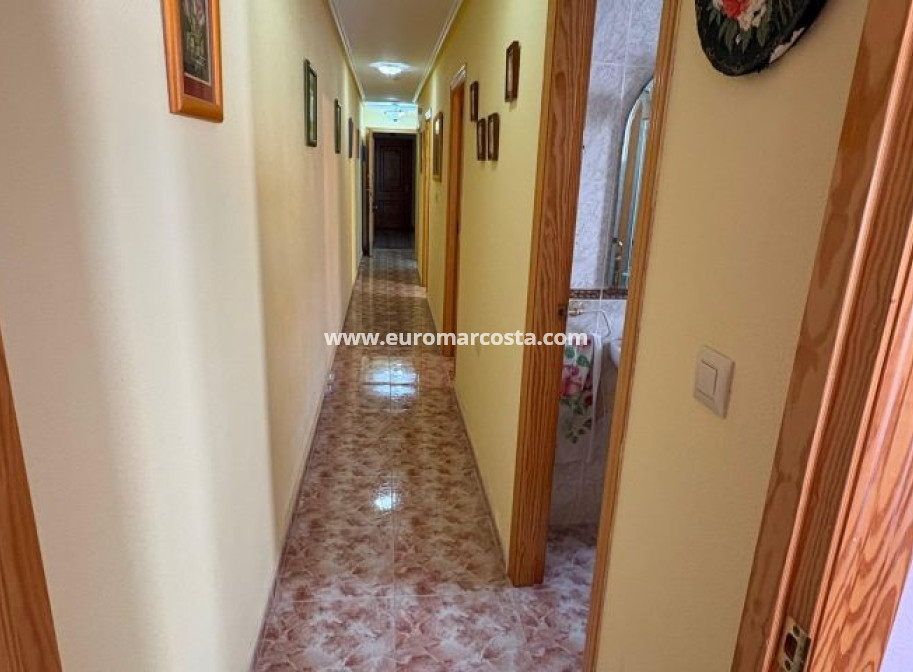 Venta - Apartamento / piso - Torrevieja - TORREVIEJA