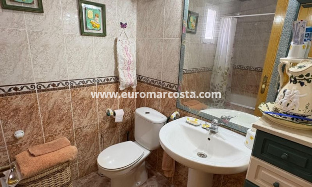 Venta - Apartamento / piso - Torrevieja - TORREVIEJA