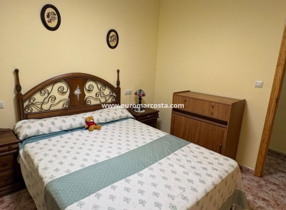 Venta - Apartamento / piso - Torrevieja - TORREVIEJA