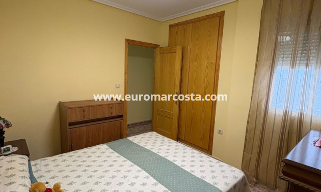 Venta - Apartamento / piso - Torrevieja - TORREVIEJA