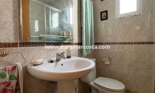 Venta - Apartamento / piso - Torrevieja - TORREVIEJA