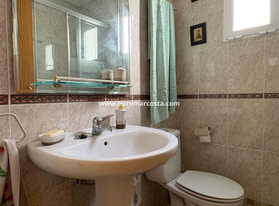 Venta - Apartamento / piso - Torrevieja - TORREVIEJA