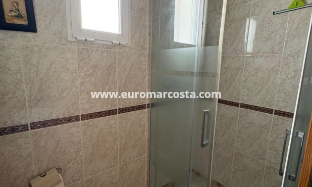 Venta - Apartamento / piso - Torrevieja - TORREVIEJA