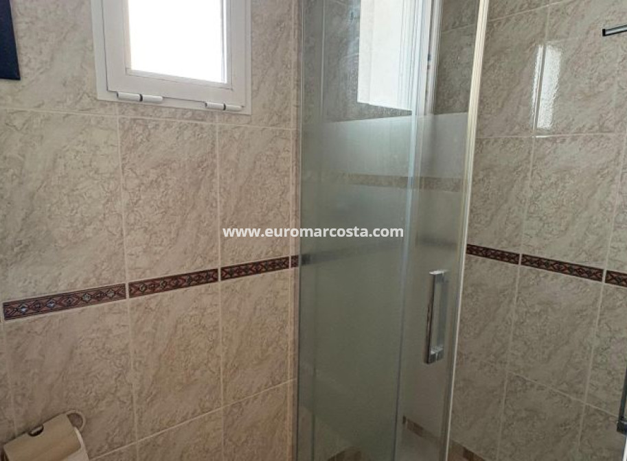 Venta - Apartamento / piso - Torrevieja - TORREVIEJA