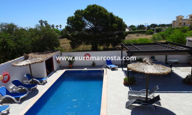 Sale - Villa - Orihuela Costa