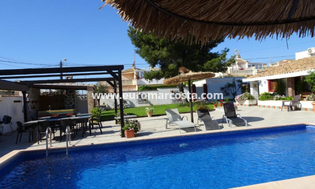 Sale - Villa - Orihuela Costa