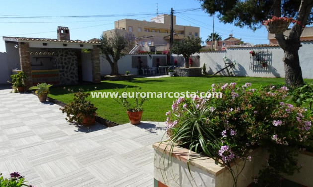 Sale - Villa - Orihuela Costa