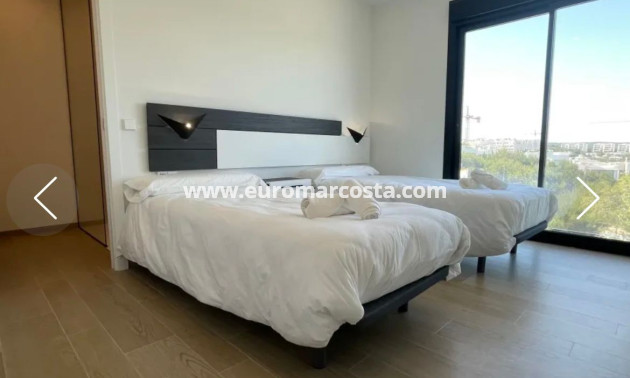 Sale - Apartment / flat - Orihuela - Orihuela Costa