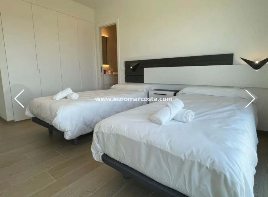 Sale - Apartment / flat - Orihuela - Orihuela Costa