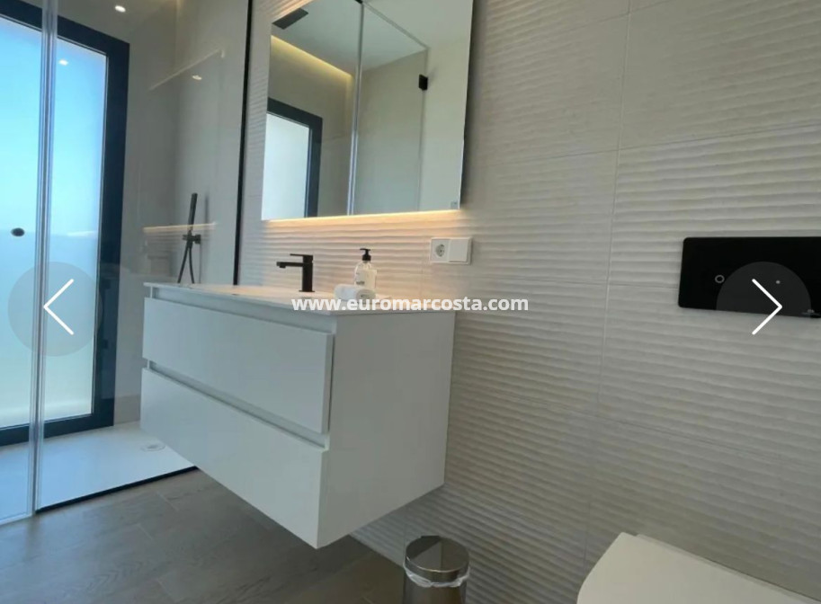 Sale - Apartment / flat - Orihuela - Orihuela Costa