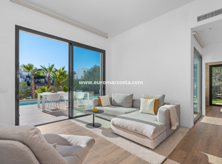 Sale - Villa - Las Colinas Golf Resort - Orihuela Costa