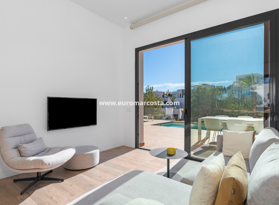 Sale - Villa - Las Colinas Golf Resort - Orihuela Costa