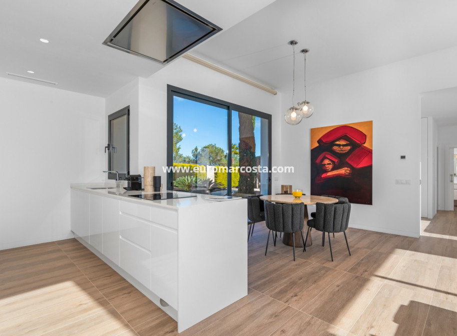 Sale - Villa - Las Colinas Golf Resort - Orihuela Costa