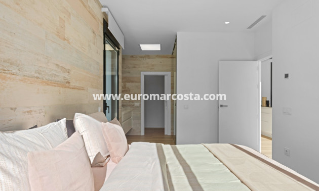 Sale - Villa - Las Colinas Golf Resort - Orihuela Costa