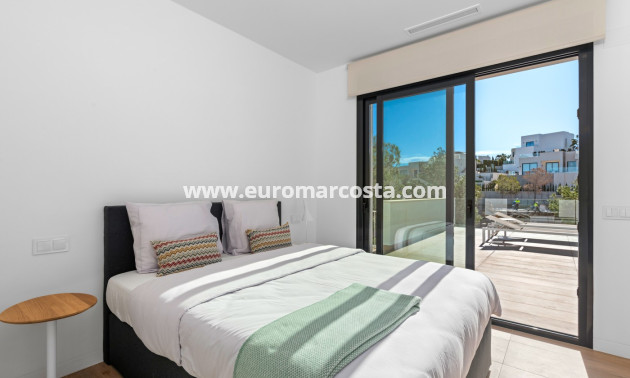 Sale - Villa - Las Colinas Golf Resort - Orihuela Costa