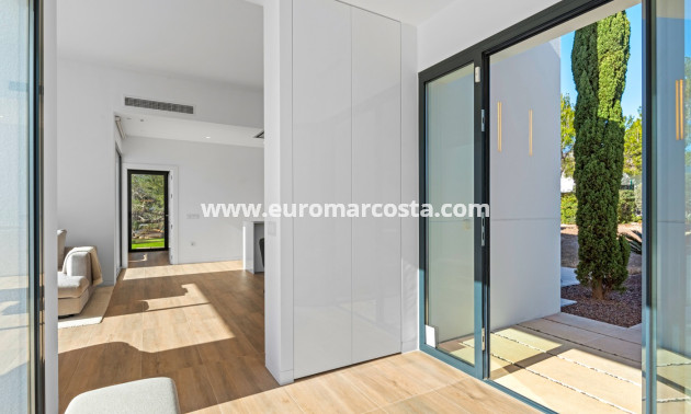 Sale - Villa - Las Colinas Golf Resort - Orihuela Costa