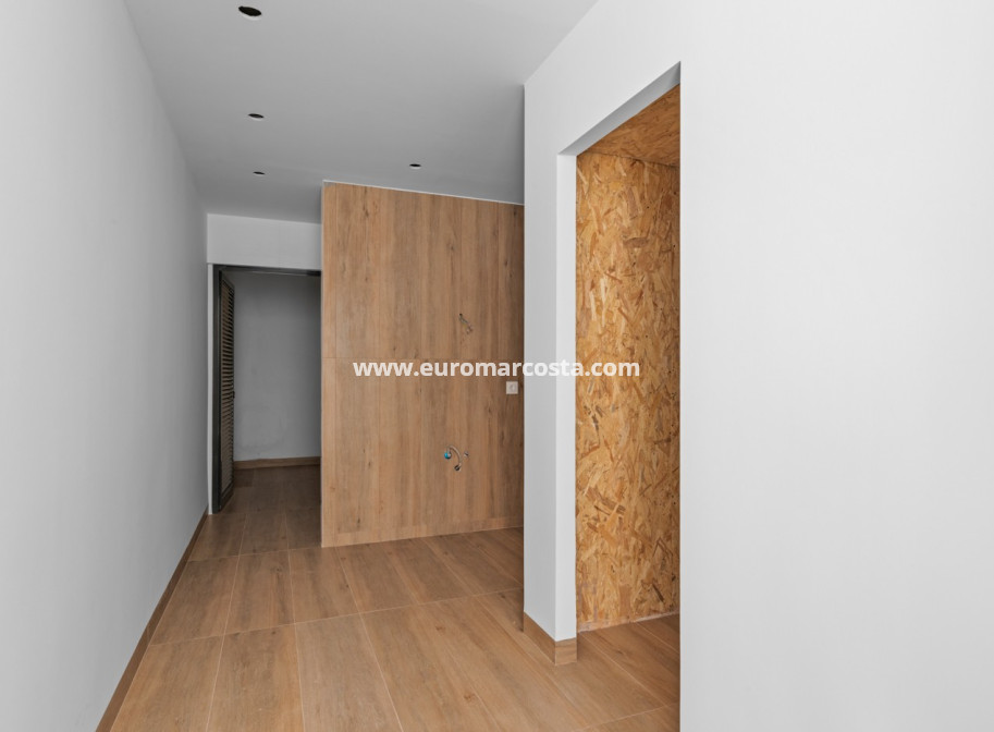 Sale - Villa - Las Colinas Golf Resort - Orihuela Costa